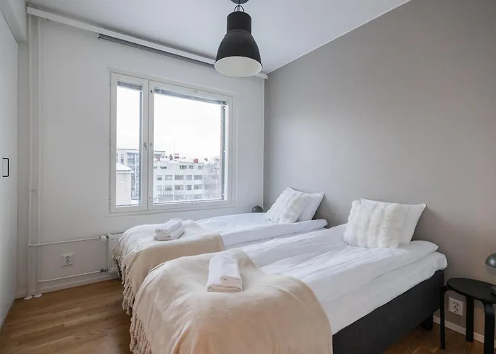 Aurora Avenue By R&k *