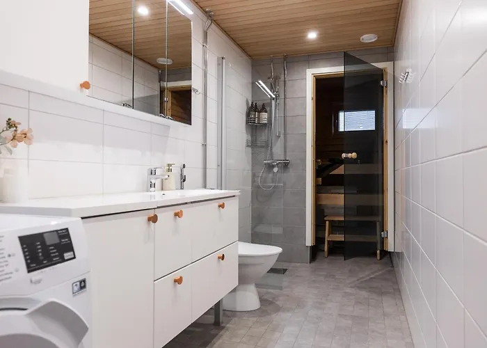 Aurora Avenue By R&k דירה