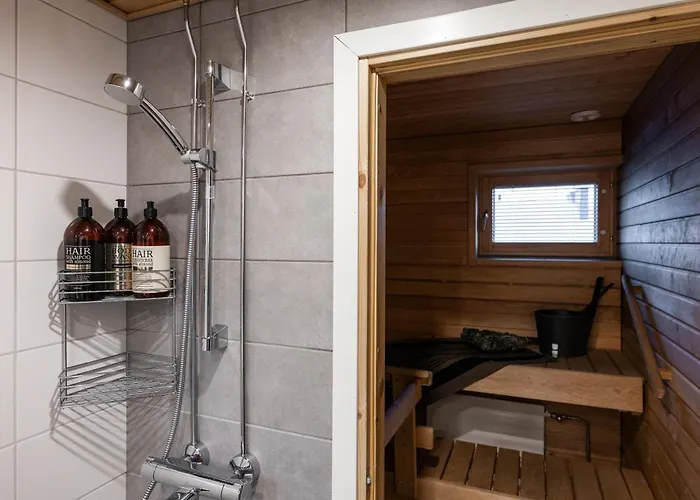 Aurora Avenue By R&k דירה רובניימי